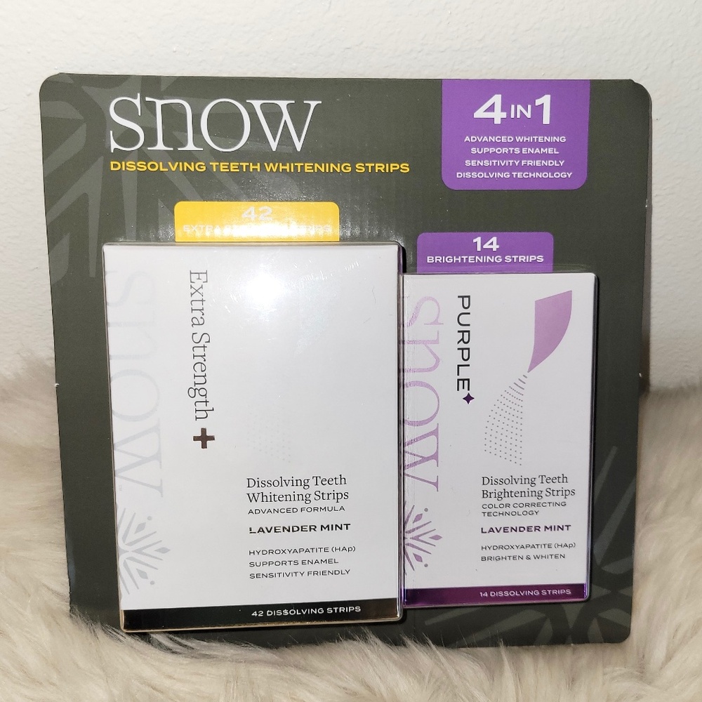 Snow Dissolving Teeth Whitening Strips NIB